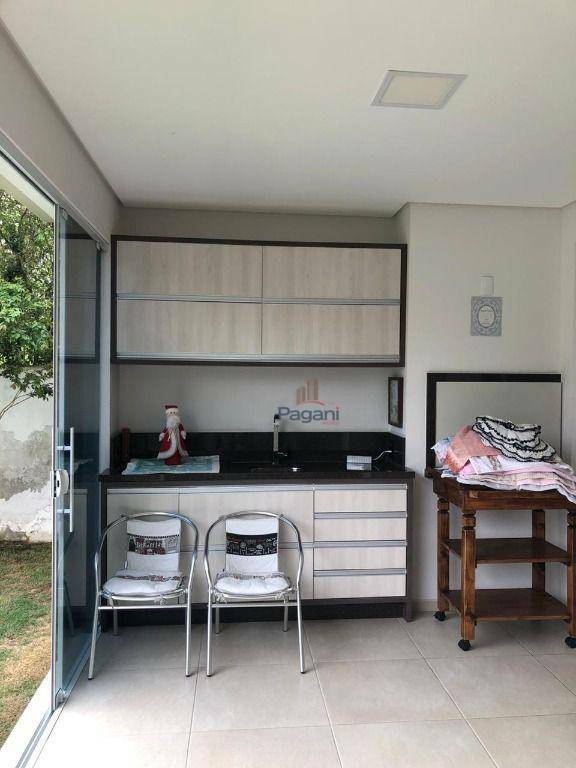 Casa à venda com 3 quartos, 257m² - Foto 16