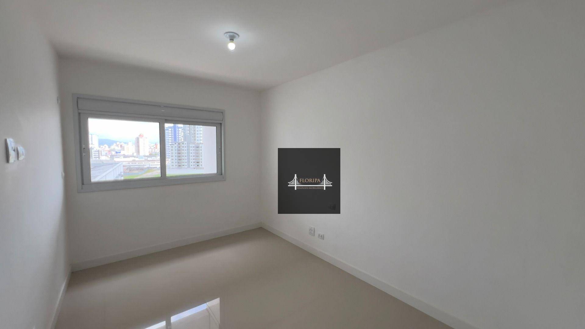 Apartamento à venda com 3 quartos, 125m² - Foto 11