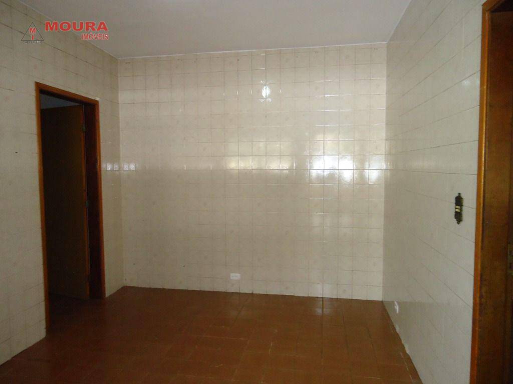 Casa à venda com 4 quartos, 130m² - Foto 8