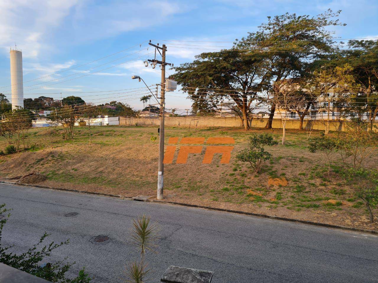 Sobrado à venda com 3 quartos, 270m² - Foto 24