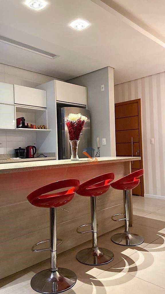 Apartamento à venda com 2 quartos, 75m² - Foto 6