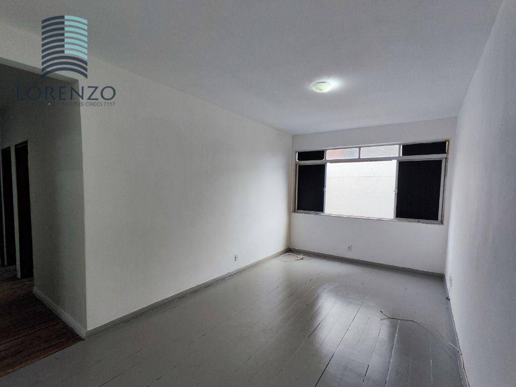 Apartamento para alugar com 3 quartos, 97m² - Foto 7