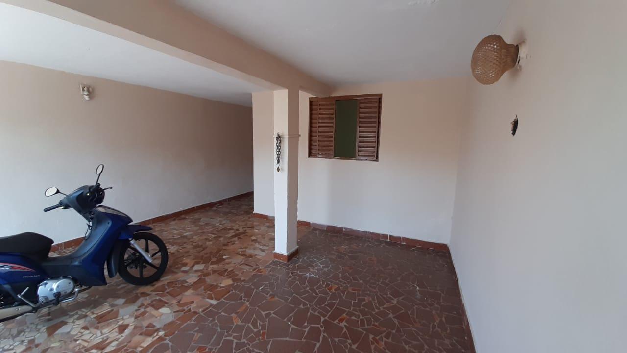 Casa à venda com 2 quartos, 120m² - Foto 9