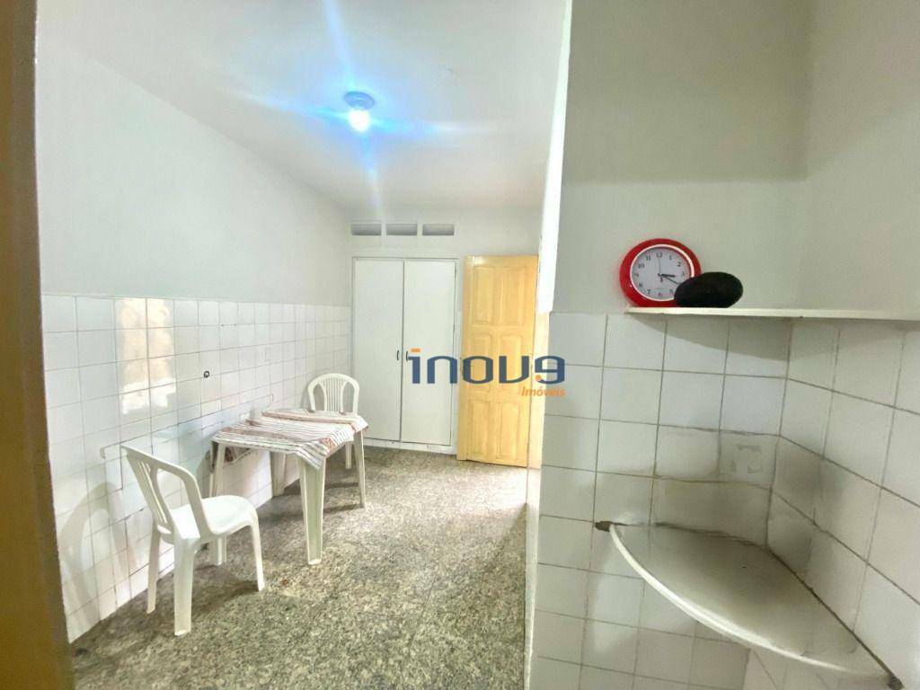 Casa à venda com 3 quartos, 158m² - Foto 11