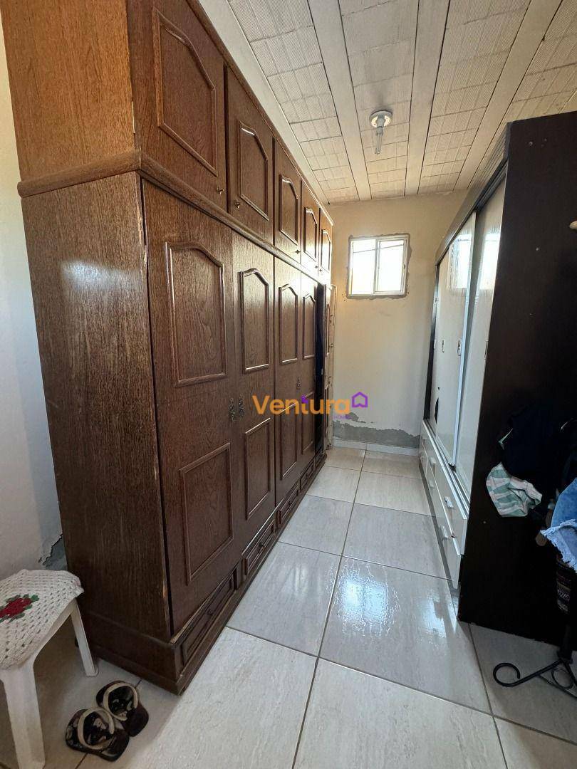 Casa à venda com 2 quartos, 100m² - Foto 11