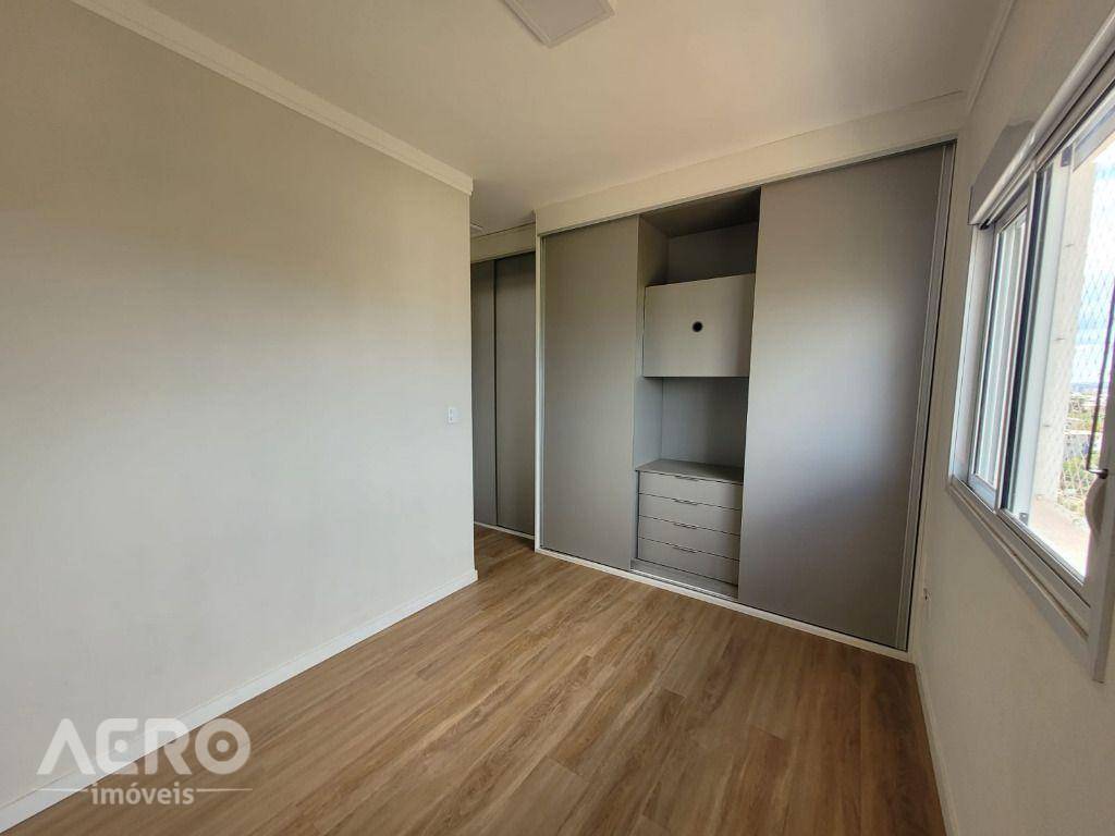 Apartamento à venda com 2 quartos, 62m² - Foto 11