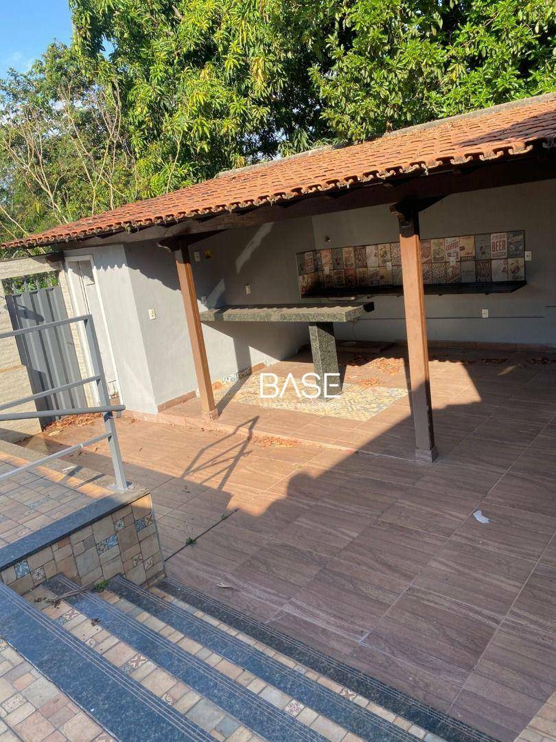Casa à venda com 3 quartos, 64m² - Foto 3
