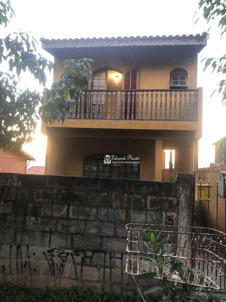 Sobrado à venda com 4 quartos, 308m² - Foto 2