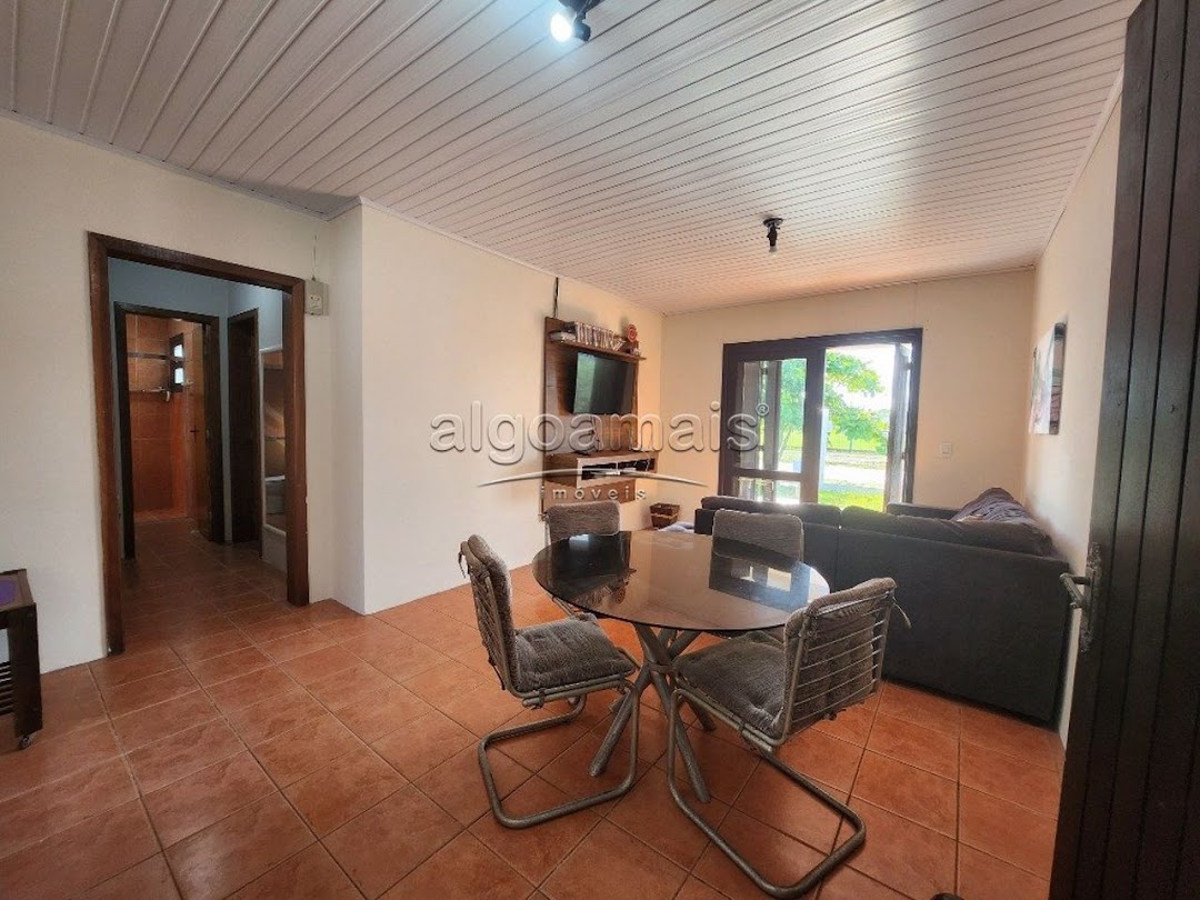 Casa à venda com 2 quartos, 96m² - Foto 4