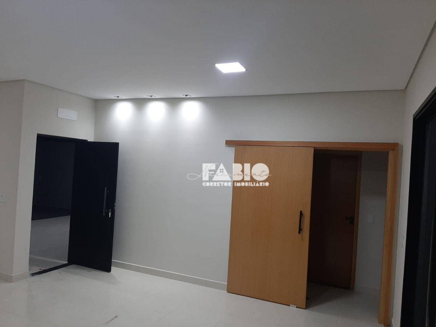 Casa à venda com 2 quartos, 101m² - Foto 9