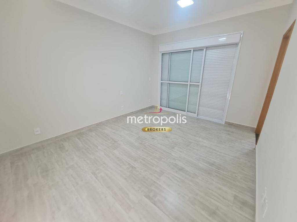 Sobrado à venda com 3 quartos, 300m² - Foto 18