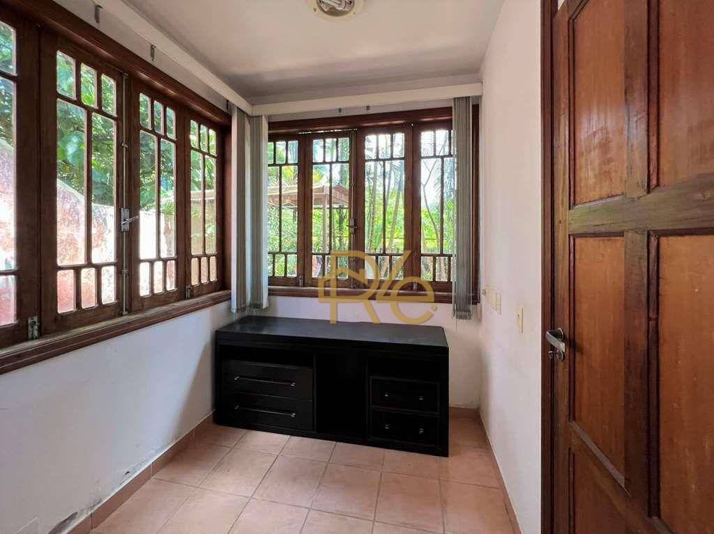 Casa de Condomínio à venda com 4 quartos, 600m² - Foto 46