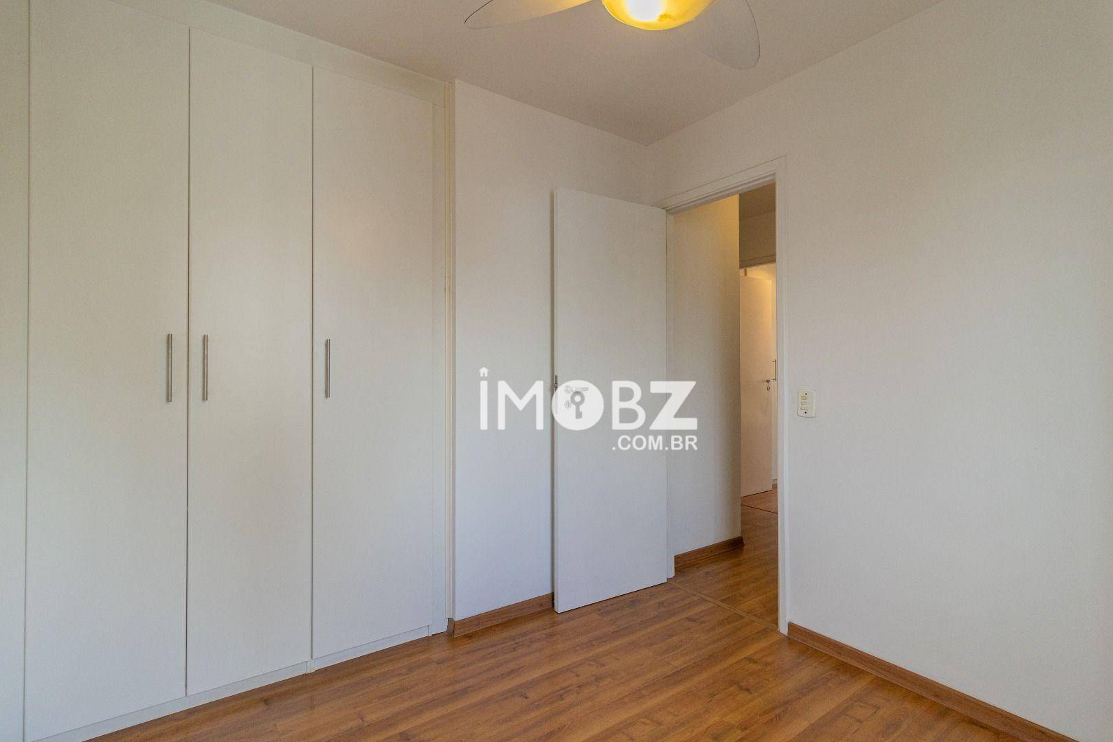 Apartamento à venda com 3 quartos, 107m² - Foto 18