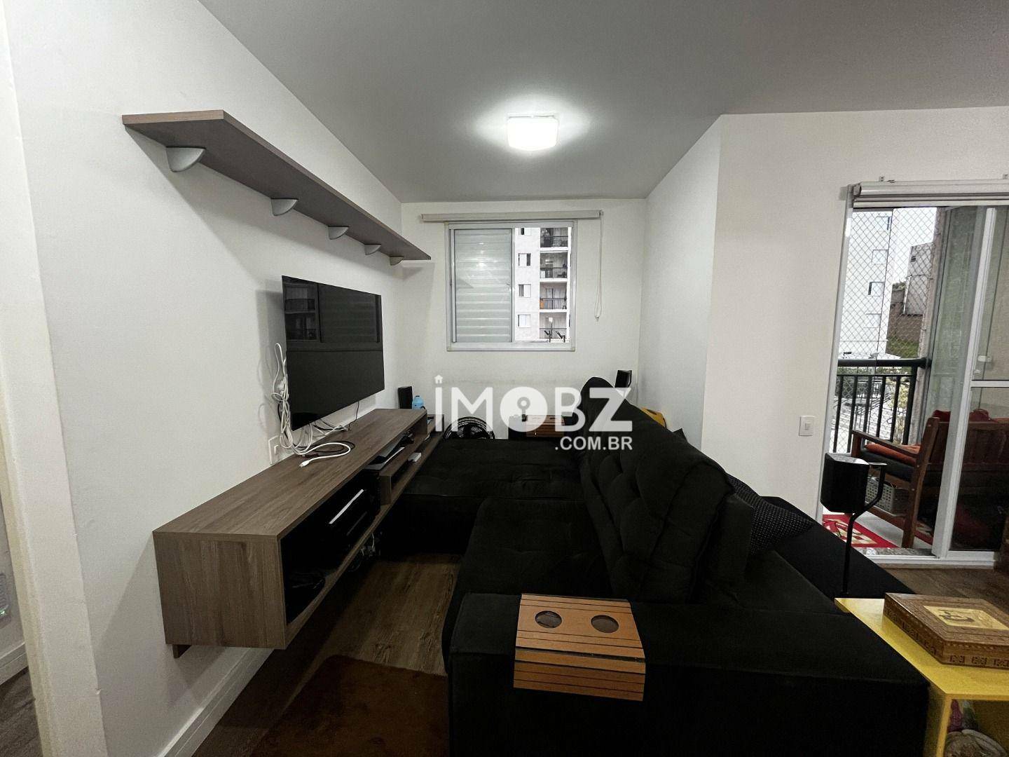 Apartamento à venda com 2 quartos, 64m² - Foto 2