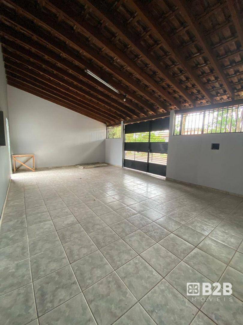 Casa à venda com 3 quartos, 165m² - Foto 3