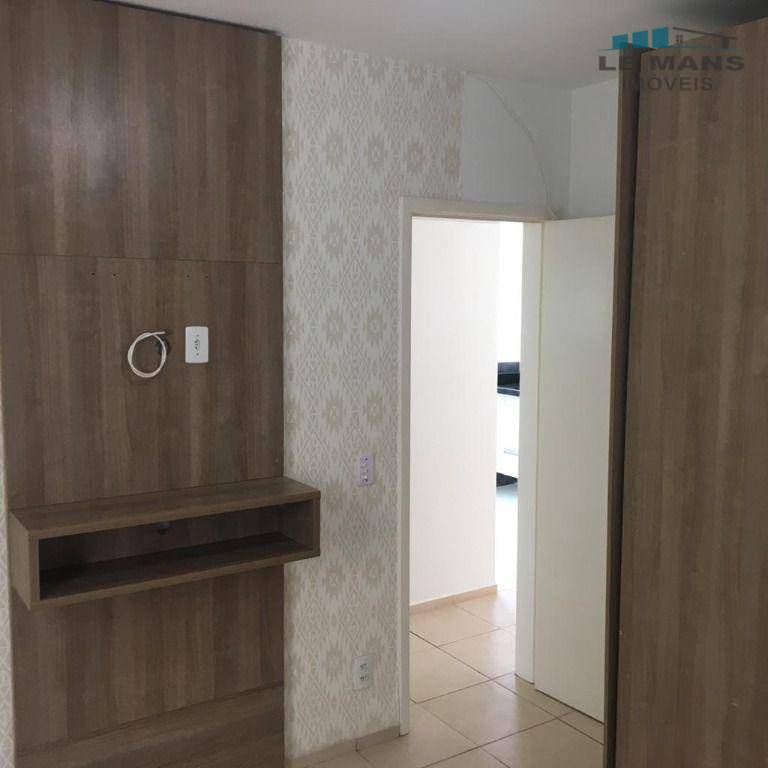 Apartamento à venda com 2 quartos, 55m² - Foto 3