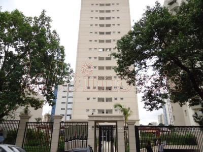 Apartamento para alugar com 2 quartos, 69m² - Foto 21