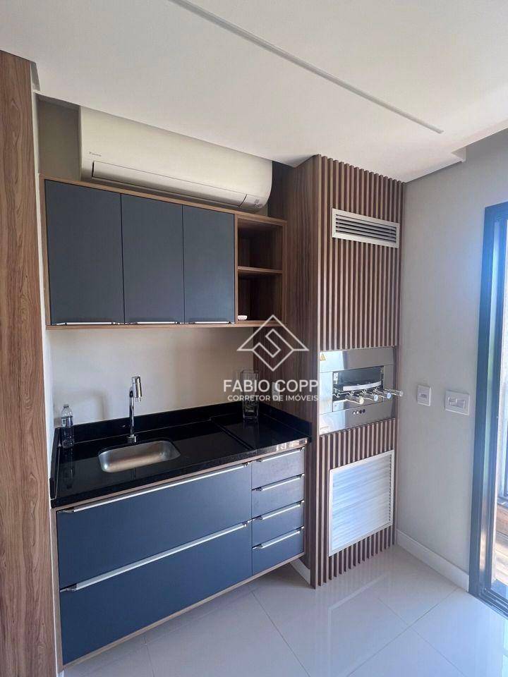 Apartamento à venda com 3 quartos, 159m² - Foto 4