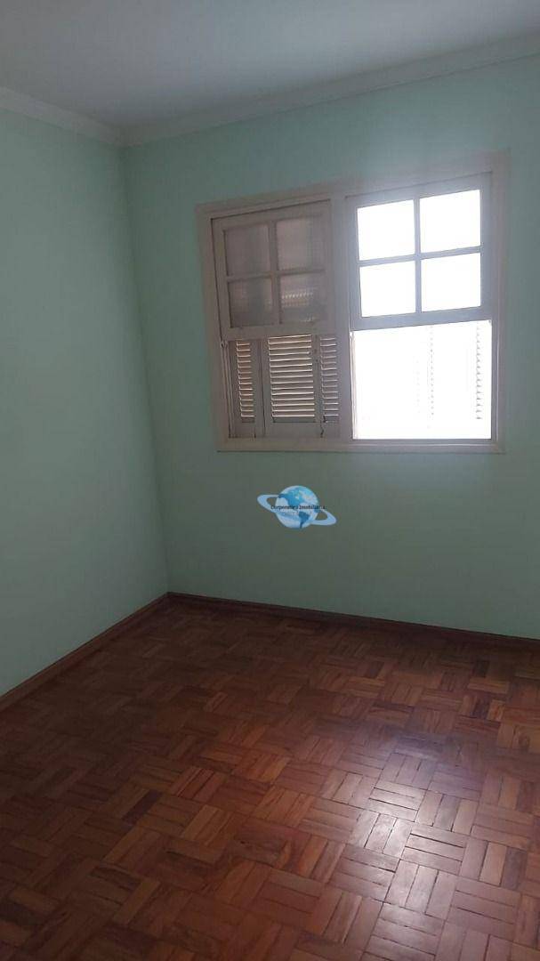 Apartamento para alugar com 2 quartos, 65m² - Foto 13