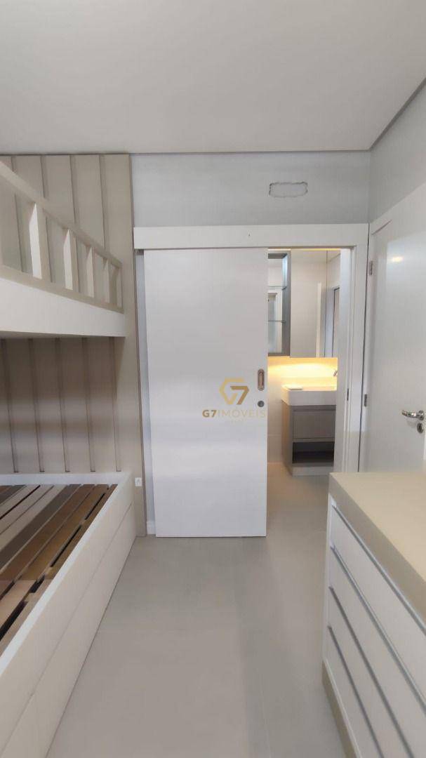 Apartamento à venda com 3 quartos, 150m² - Foto 28