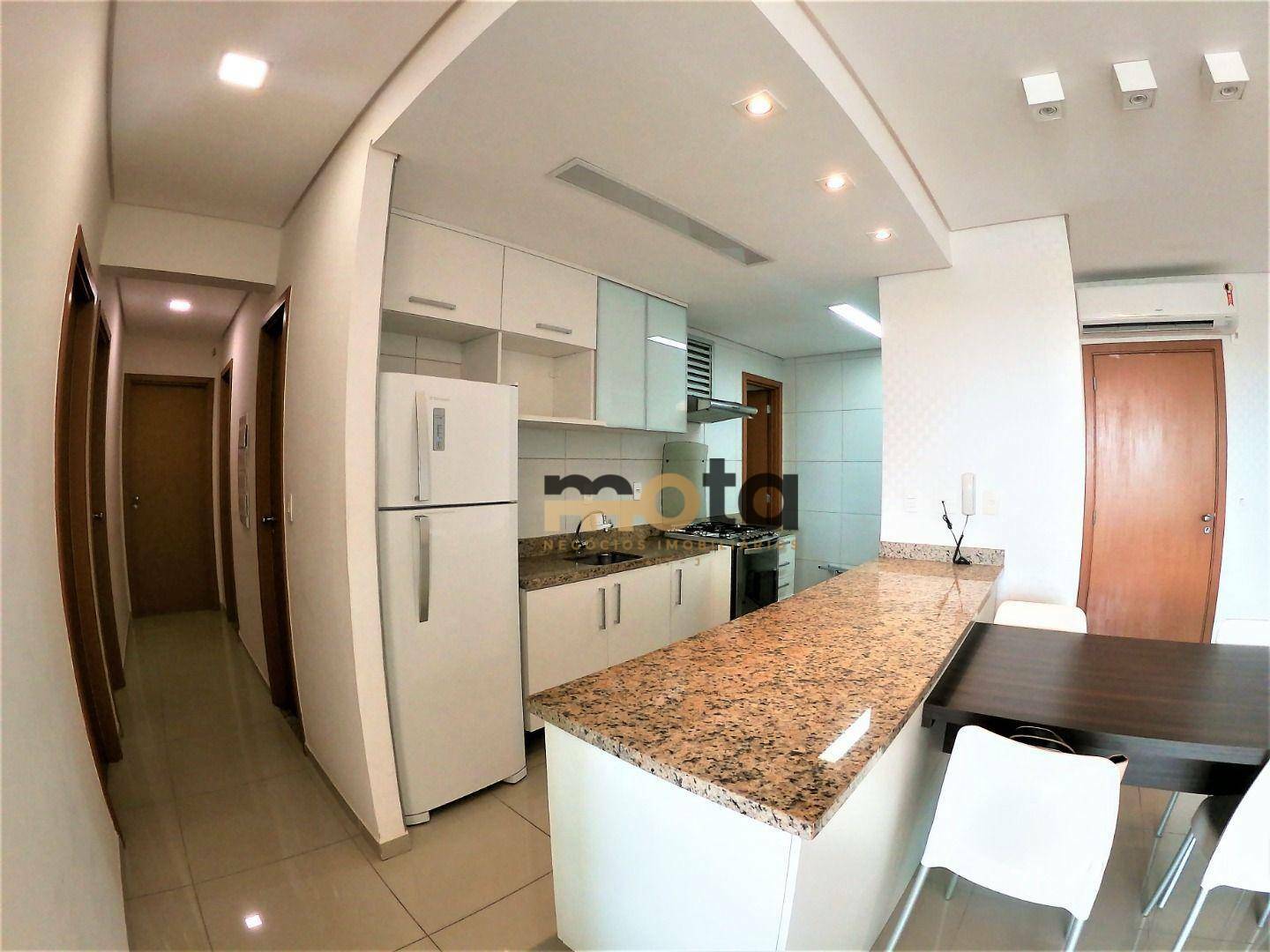 Apartamento para alugar com 3 quartos, 96m² - Foto 8