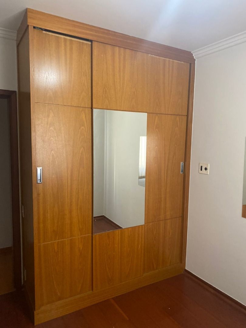 Apartamento para alugar com 3 quartos, 90m² - Foto 12