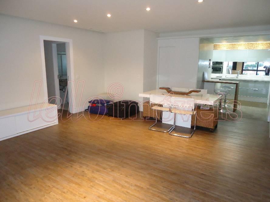 Apartamento para alugar com 3 quartos, 115m² - Foto 2