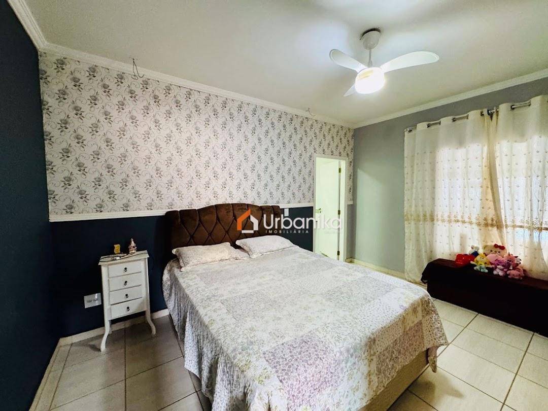 Casa, 3 quartos, 150 m² - Foto 1