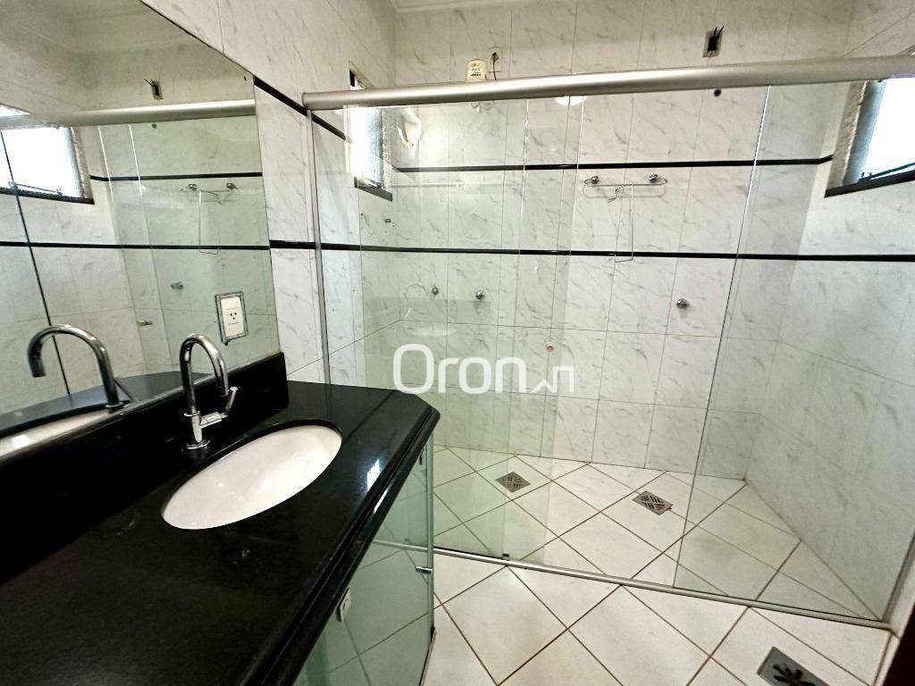 Sobrado à venda com 4 quartos, 540m² - Foto 13