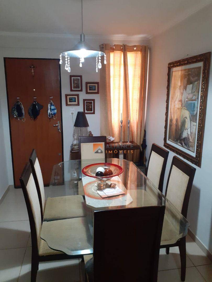 Apartamento à venda com 2 quartos, 55m² - Foto 4