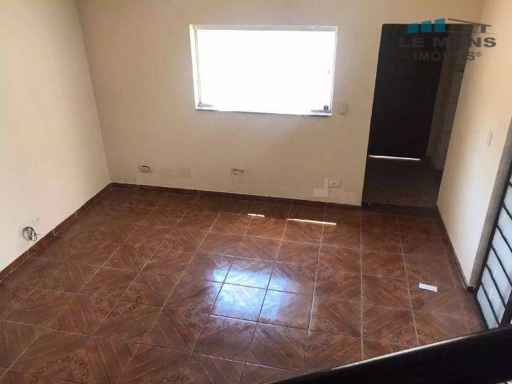 Casa para alugar com 3 quartos, 197m² - Foto 8