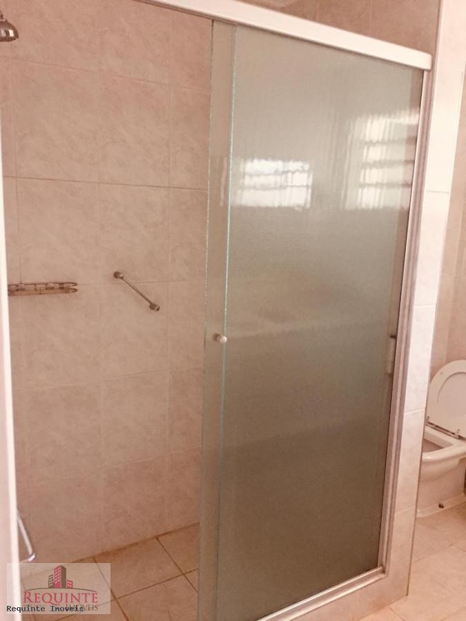 Casa para alugar com 3 quartos, 350m² - Foto 21