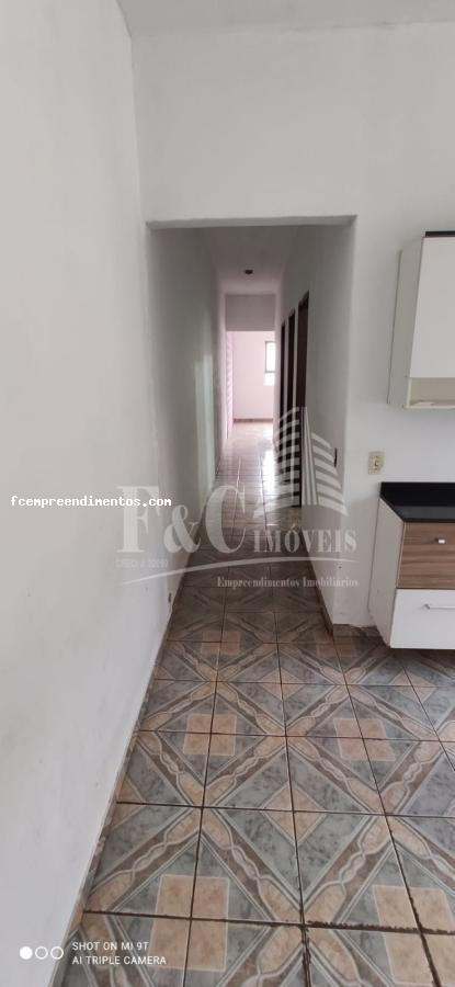 Casa à venda com 2 quartos, 140m² - Foto 10