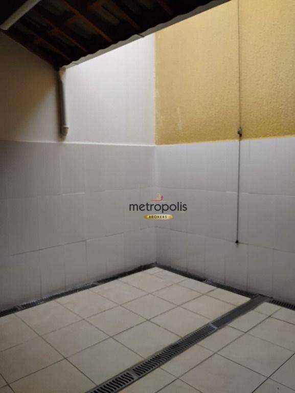 Sobrado à venda com 3 quartos, 250m² - Foto 28