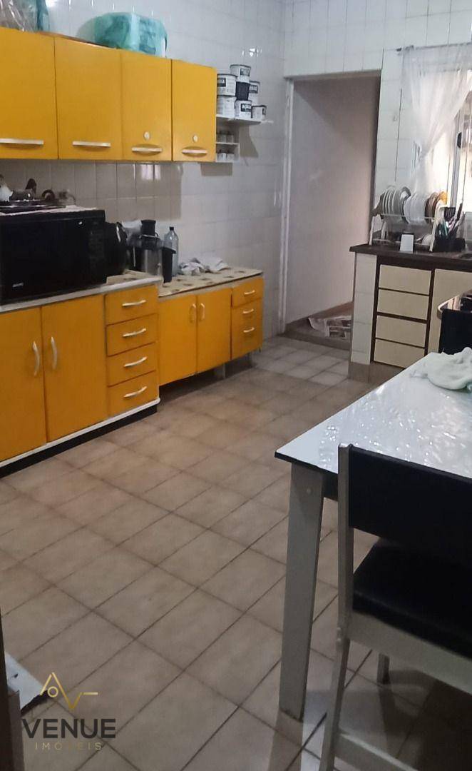 Sobrado à venda com 3 quartos, 175m² - Foto 54