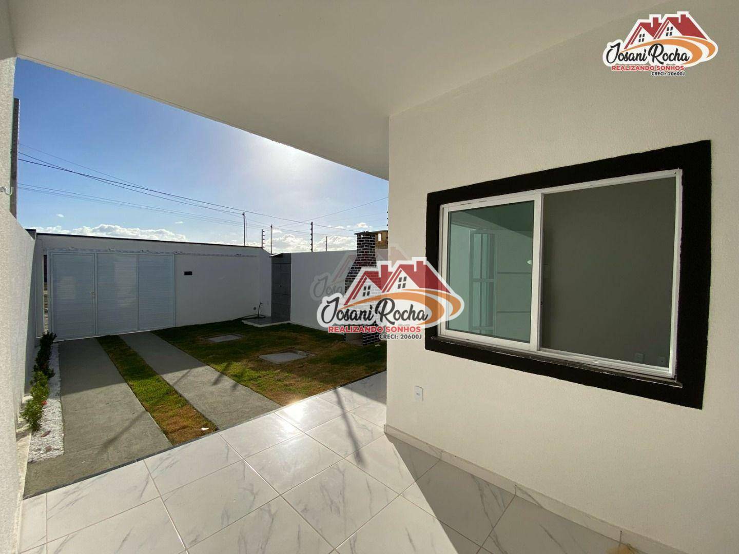 Casa à venda com 3 quartos, 92m² - Foto 4