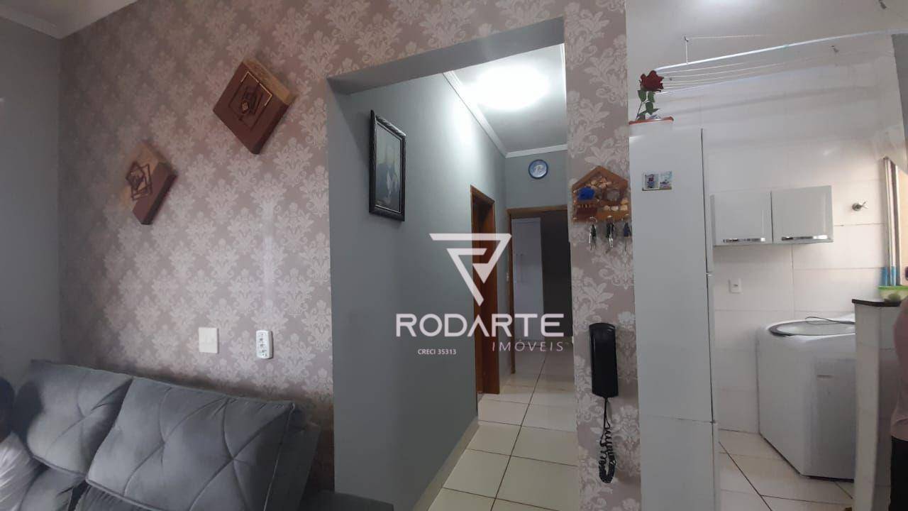 Apartamento à venda com 2 quartos, 70m² - Foto 3