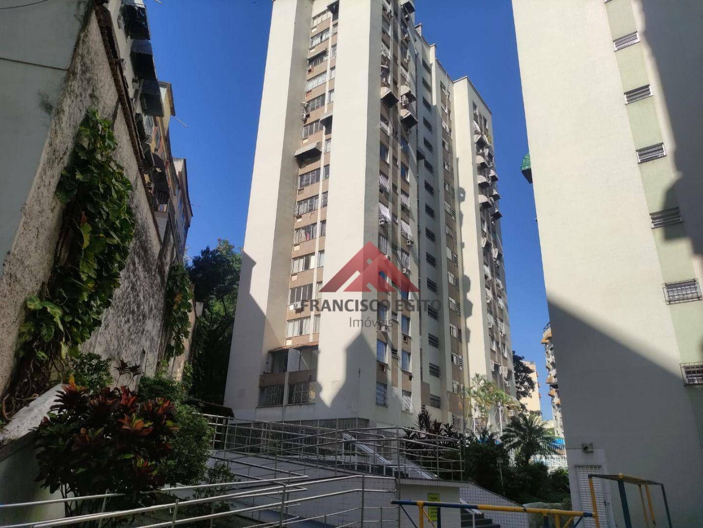 Apartamento à venda com 2 quartos, 78m² - Foto 2