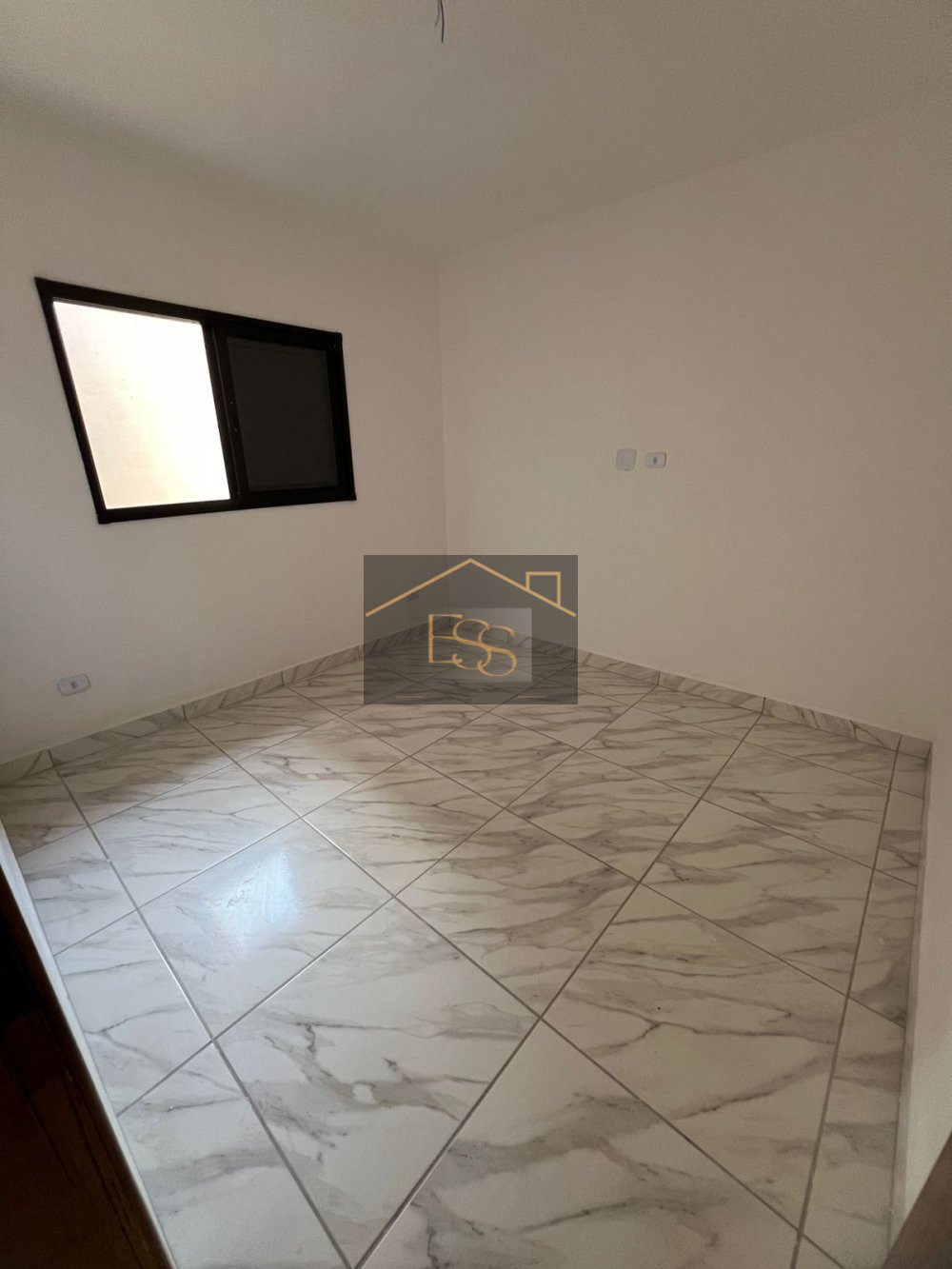 Casa à venda com 2 quartos, 63m² - Foto 12