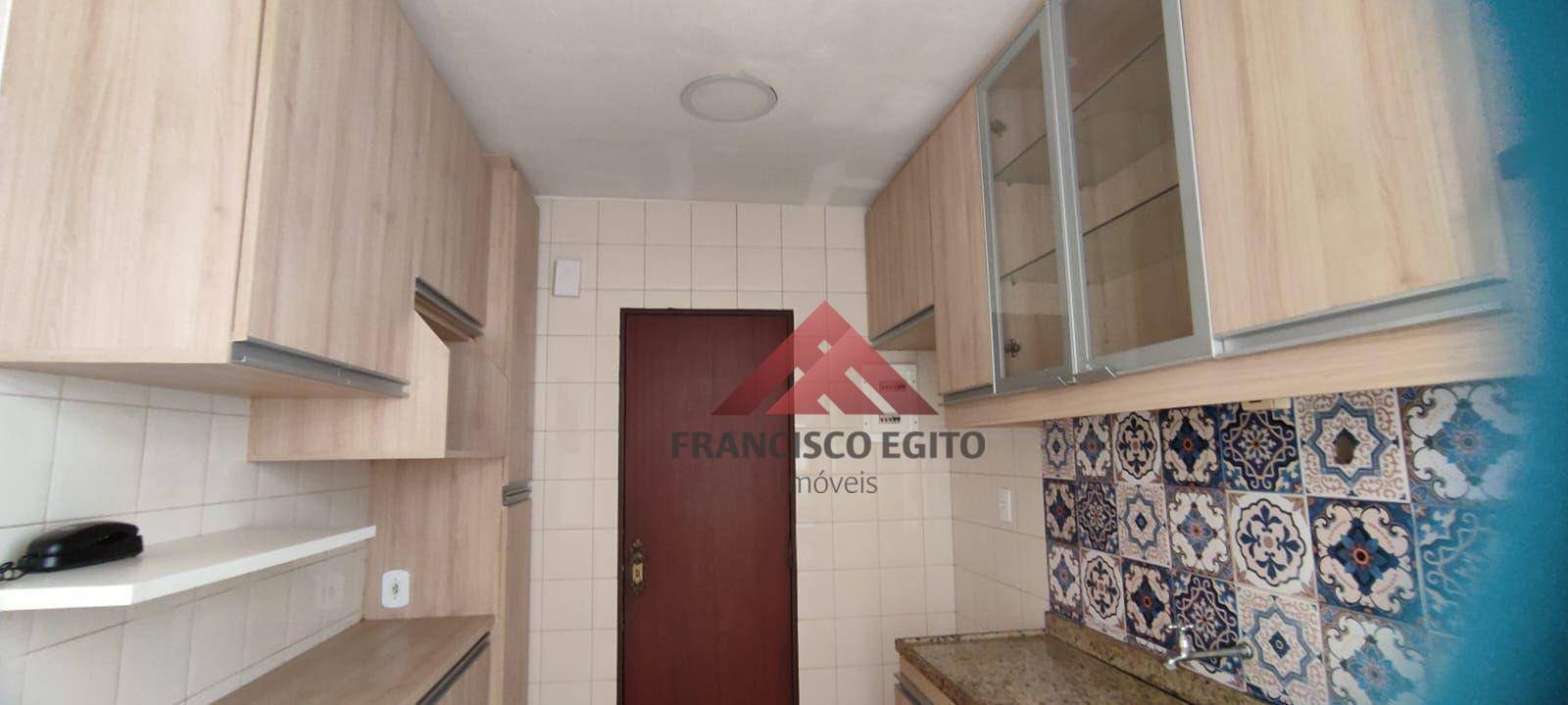 Apartamento à venda com 2 quartos, 75m² - Foto 6