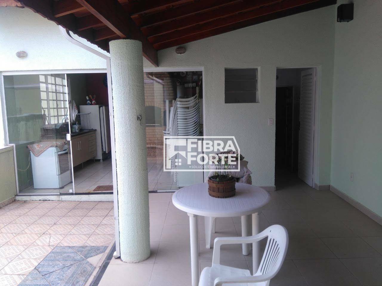 Casa, 2 quartos, 200 m² - Foto 34