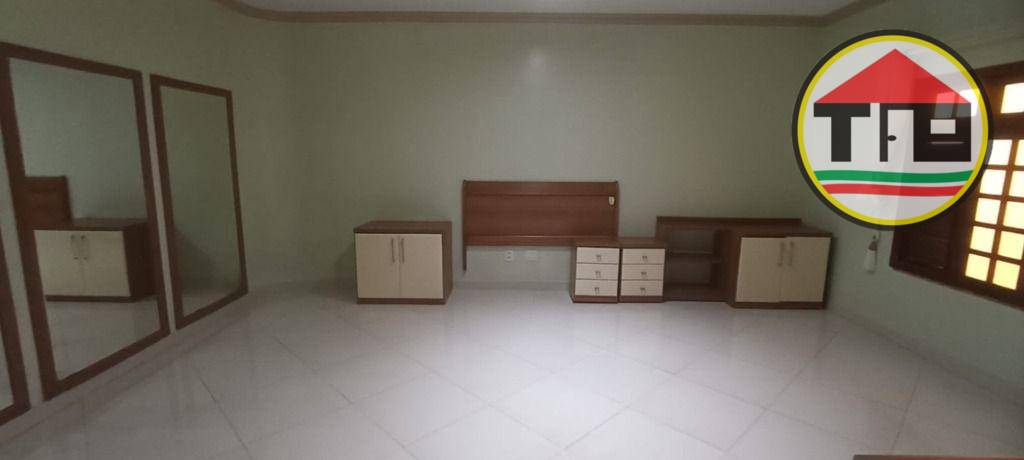 Casa para alugar com 3 quartos, 250m² - Foto 15
