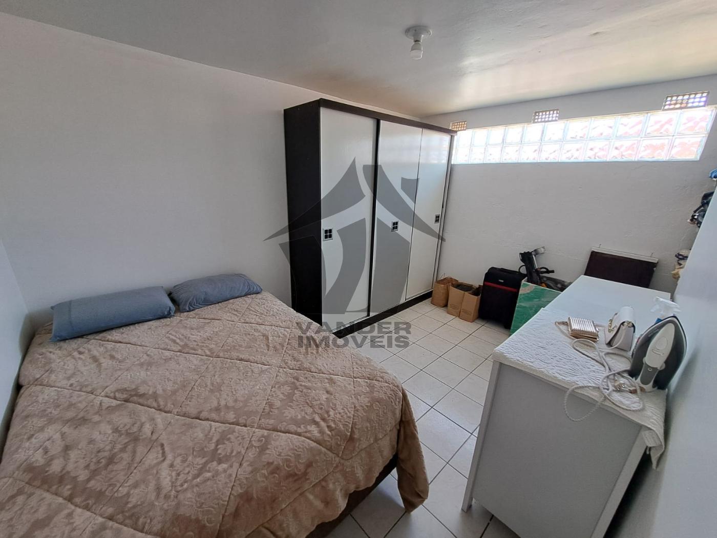 Casa à venda com 4 quartos, 450m² - Foto 11