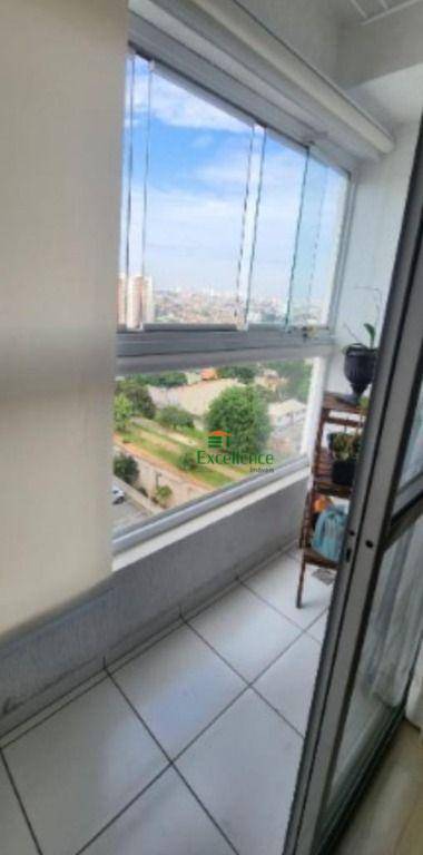 Apartamento à venda com 3 quartos, 70m² - Foto 4