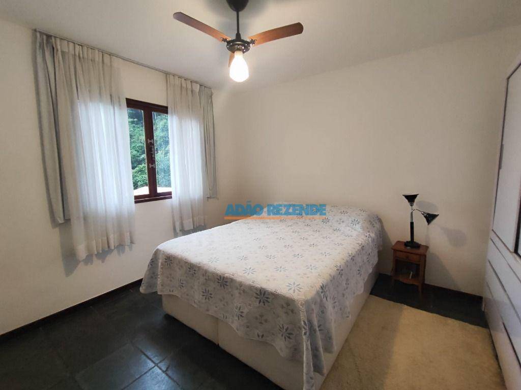 Casa à venda com 7 quartos, 281m² - Foto 34