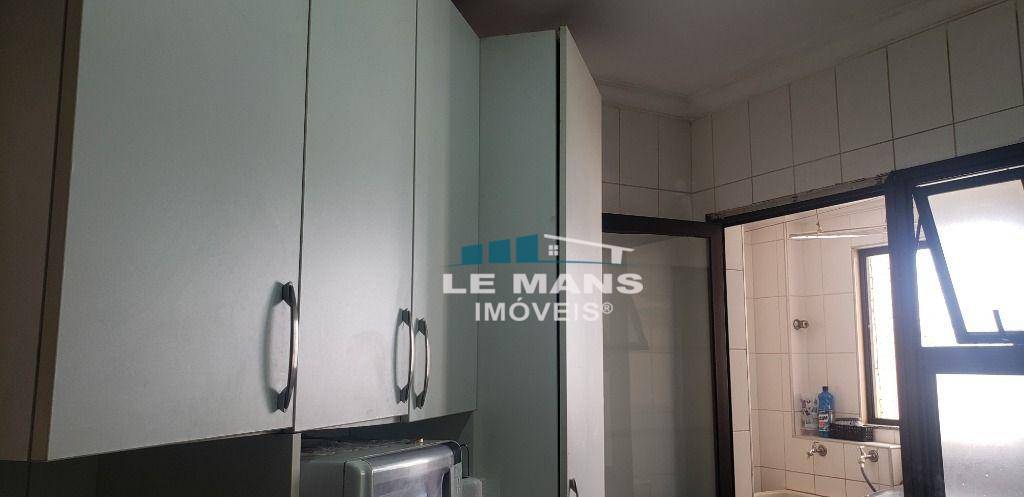 Apartamento à venda com 3 quartos, 83m² - Foto 18