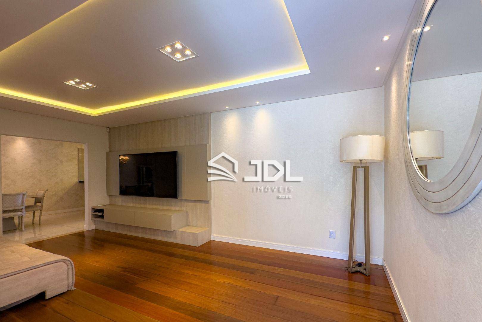 Casa à venda com 3 quartos, 269m² - Foto 23