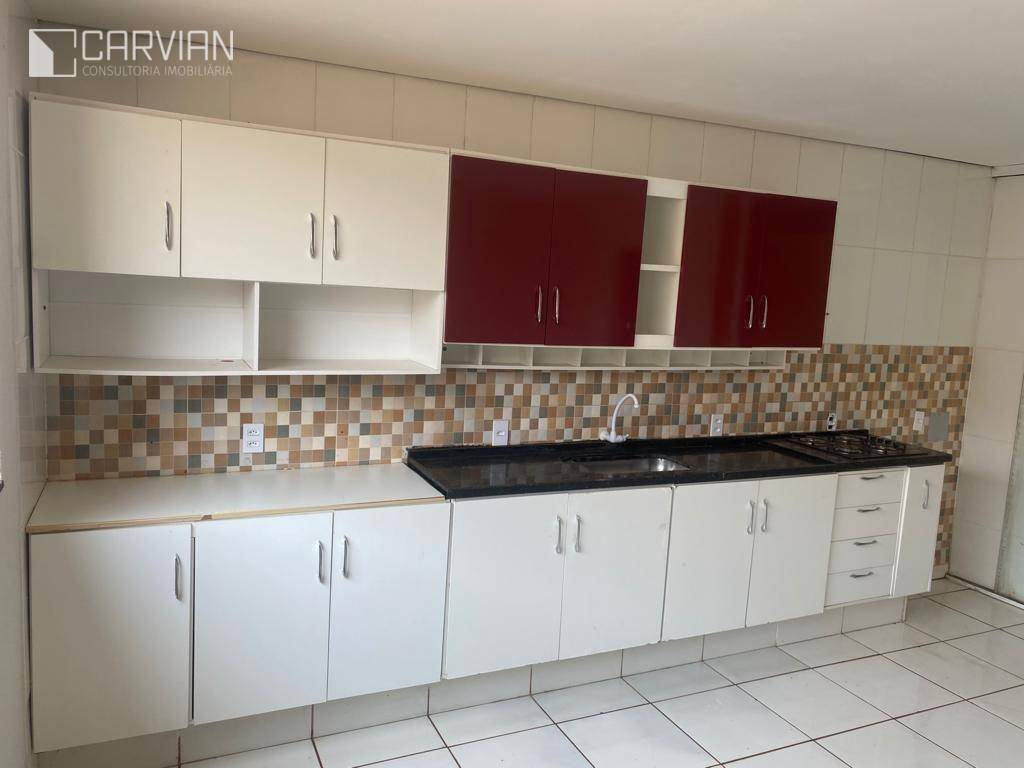 Casa de Condomínio à venda com 3 quartos, 118m² - Foto 1