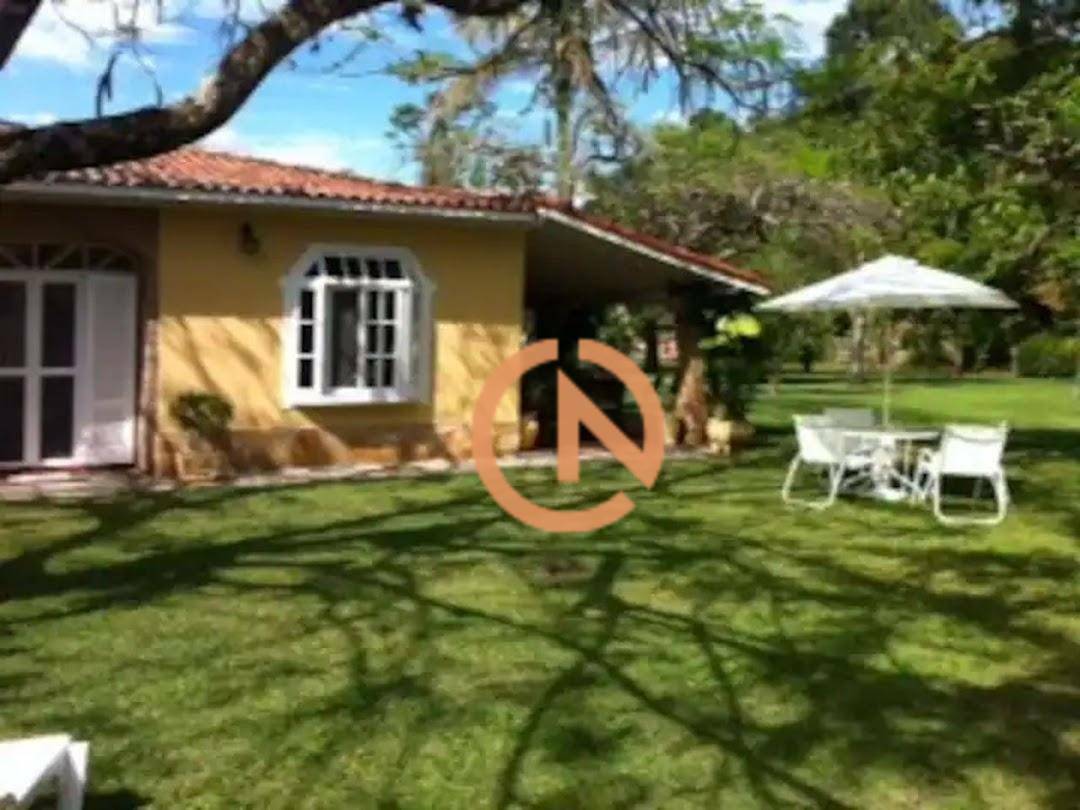 Casa à venda com 5 quartos, 248m² - Foto 21