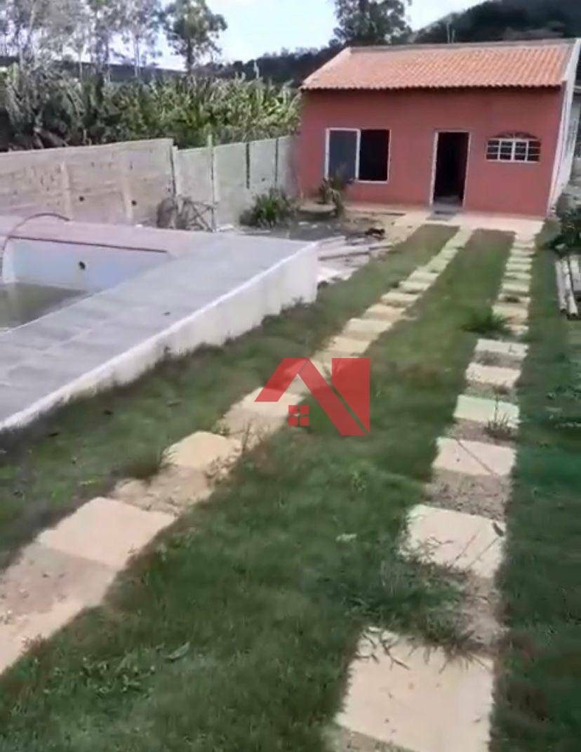 Chácara à venda com 3 quartos, 100m² - Foto 1